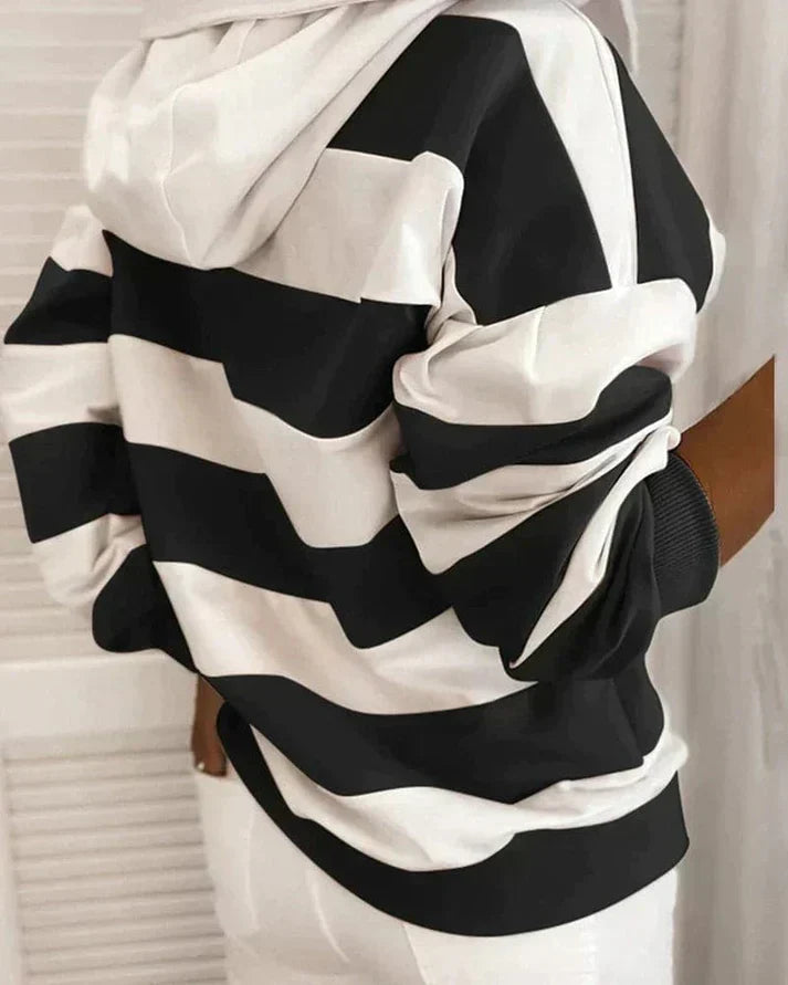 Beautifully Finished Sweater in a Timeless Design