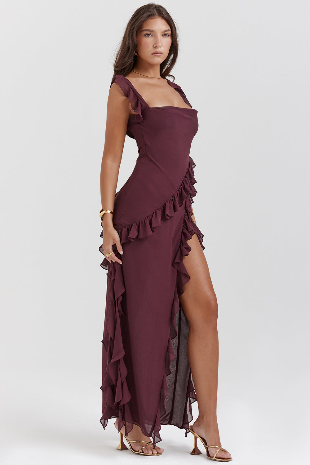 Gracefully Styled Dress for Any Occasion