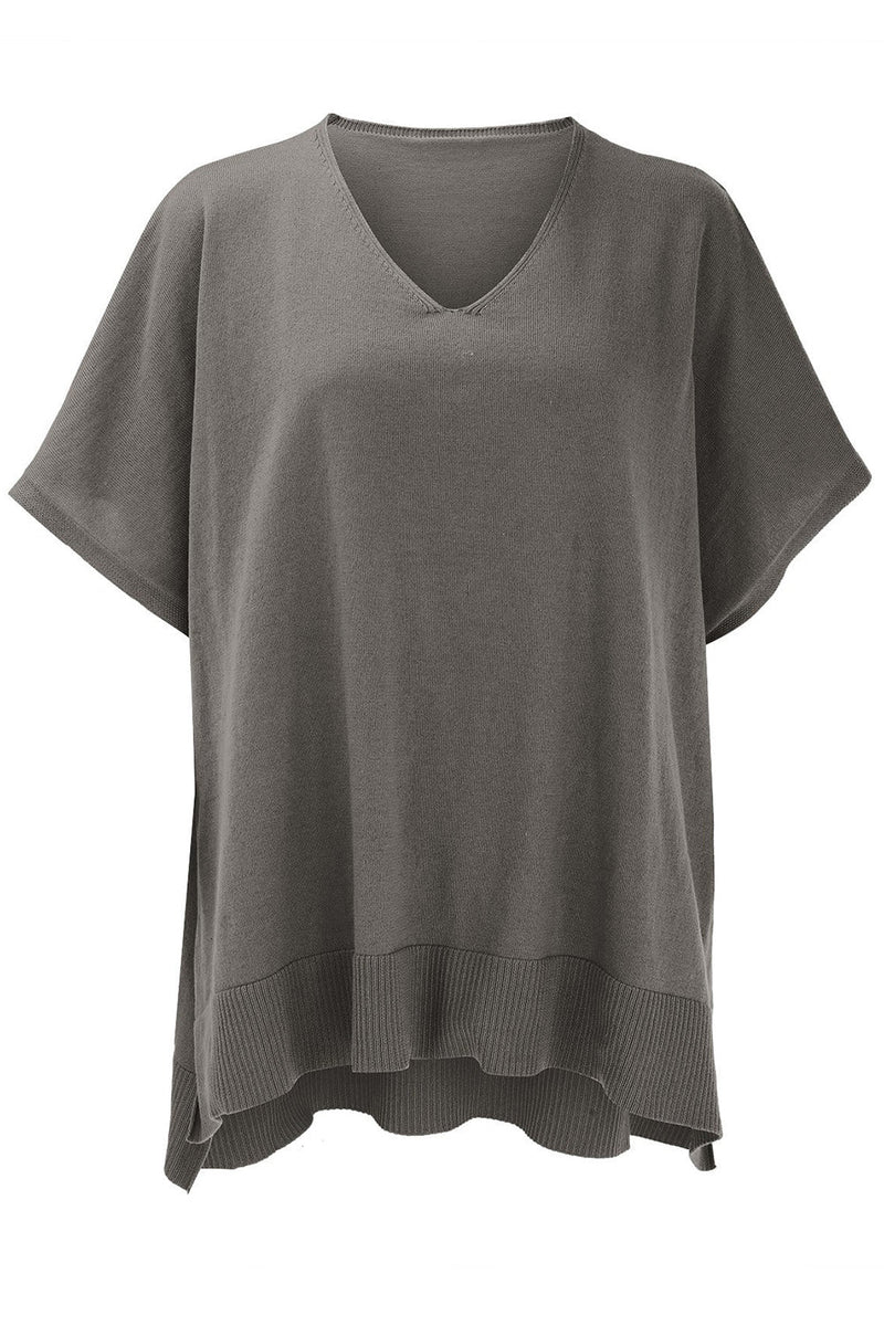 Effortlessly Elegant Top with a Timeless Design