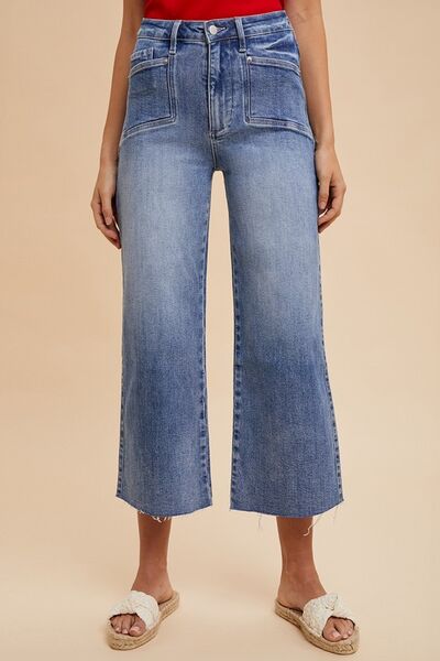 Sophisticated Garment with a Clean Classic Look