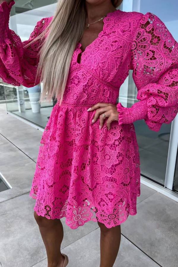Gracefully Styled Dress for Any Occasion