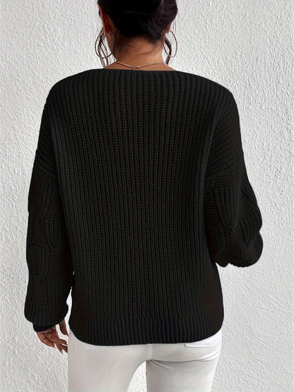 Well Tailored Sweater with a Graceful Silhouette