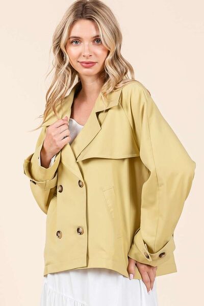 Elegantly Styled Coat for Everyday Wear