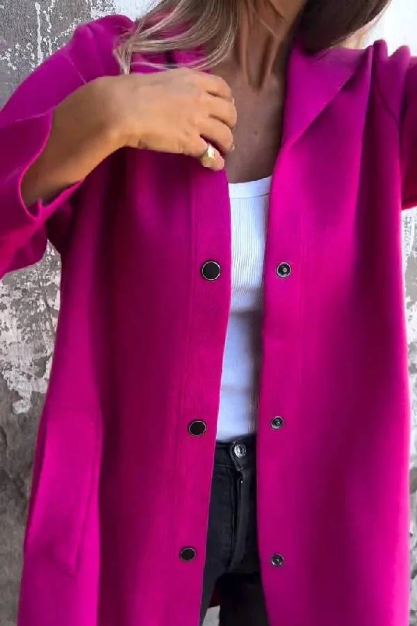 Classic Vintage & Enduringly Stylish Coat