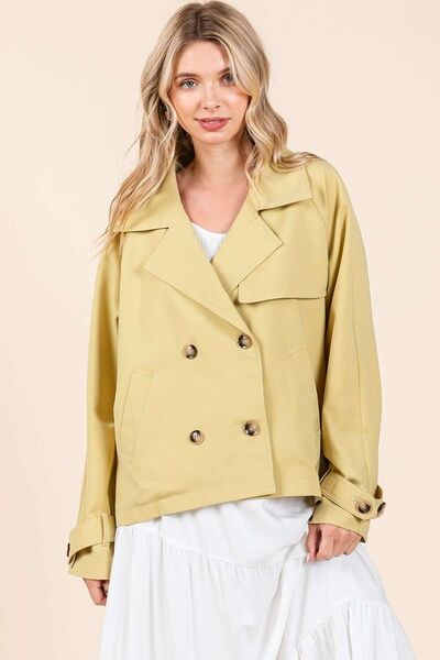 Elegantly Styled Coat for Everyday Wear
