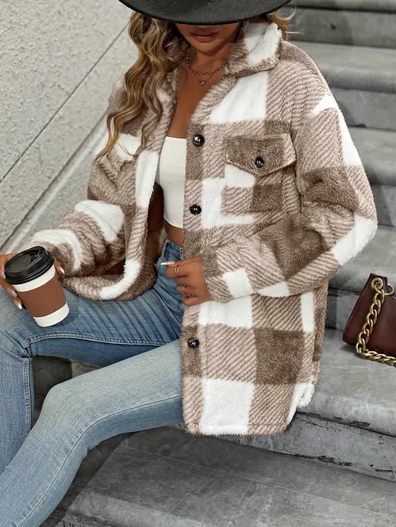 Effortlessly Elegant Jacket with a Timeless Design
