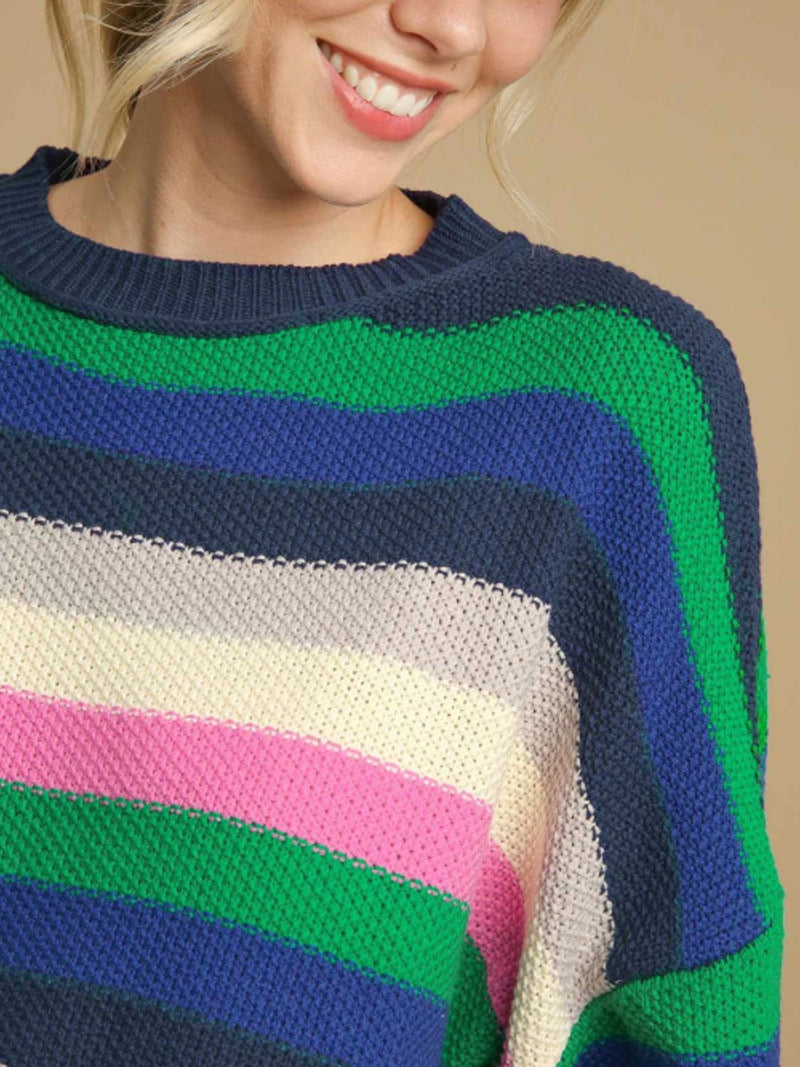 Well Tailored Sweater with a Graceful Silhouette