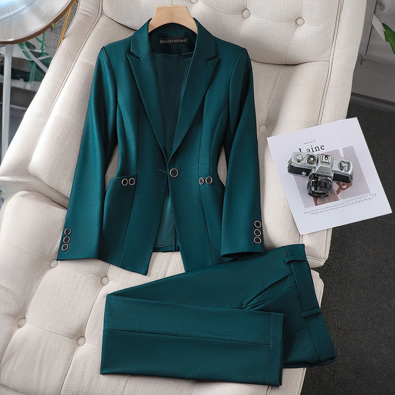 Polished Garment with an Effortless Classic Look