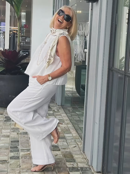 Sophisticated Garment with a Clean Classic Look