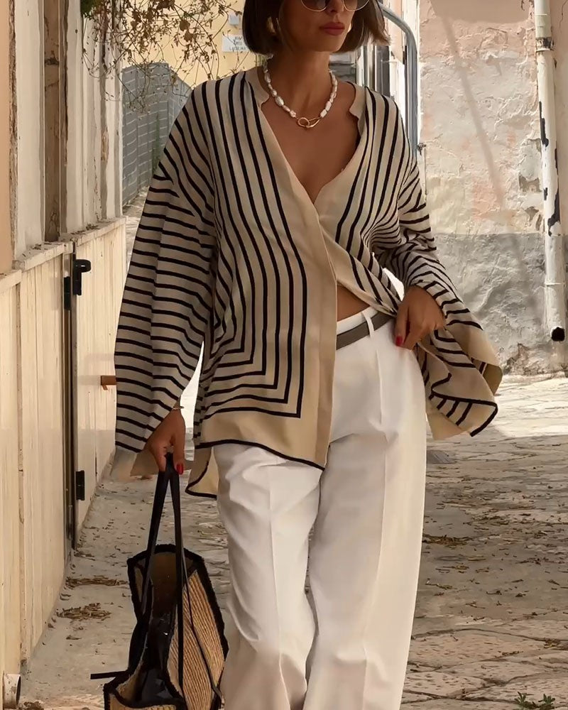 Classic Vintage Blouse with a Flattering Fit