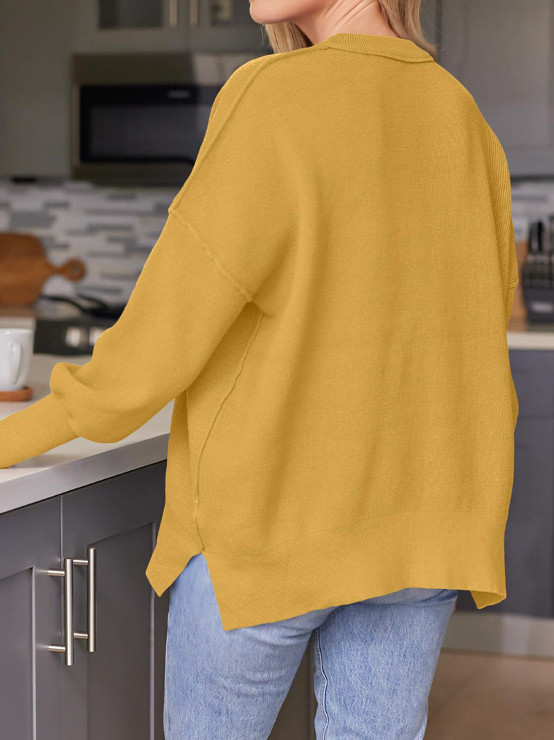 Well Tailored Sweater with a Graceful Silhouette