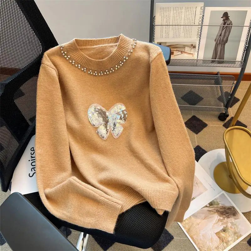 Kauniisti valmistettu Villapaita