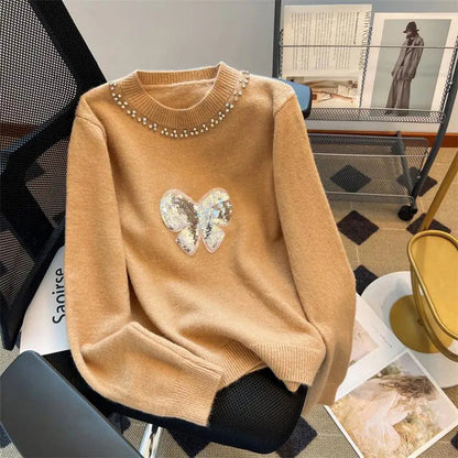 Kauniisti valmistettu Villapaita