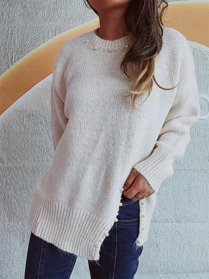 Effortlessly Elegant Sweater with a Timeless Design