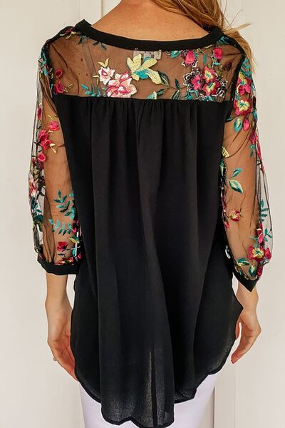 Classic Vintage Blouse with a Flattering Fit
