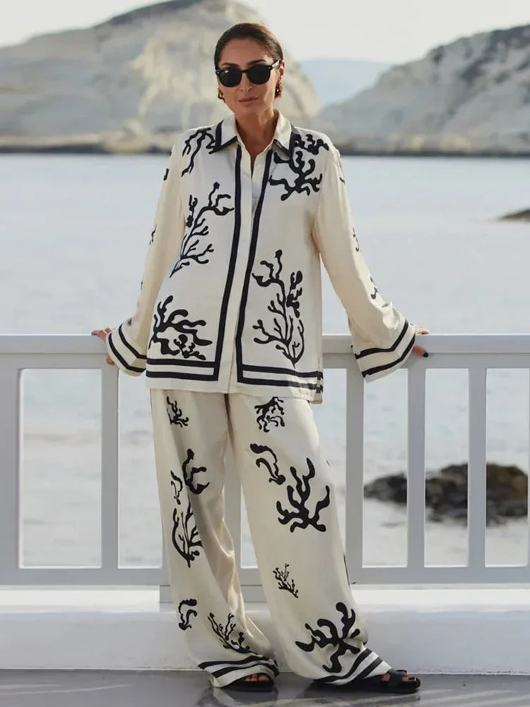 Polished Blouse with an Effortless Classic Look