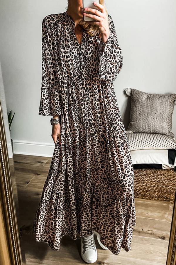 Well Tailored Dress with a Graceful Silhouette