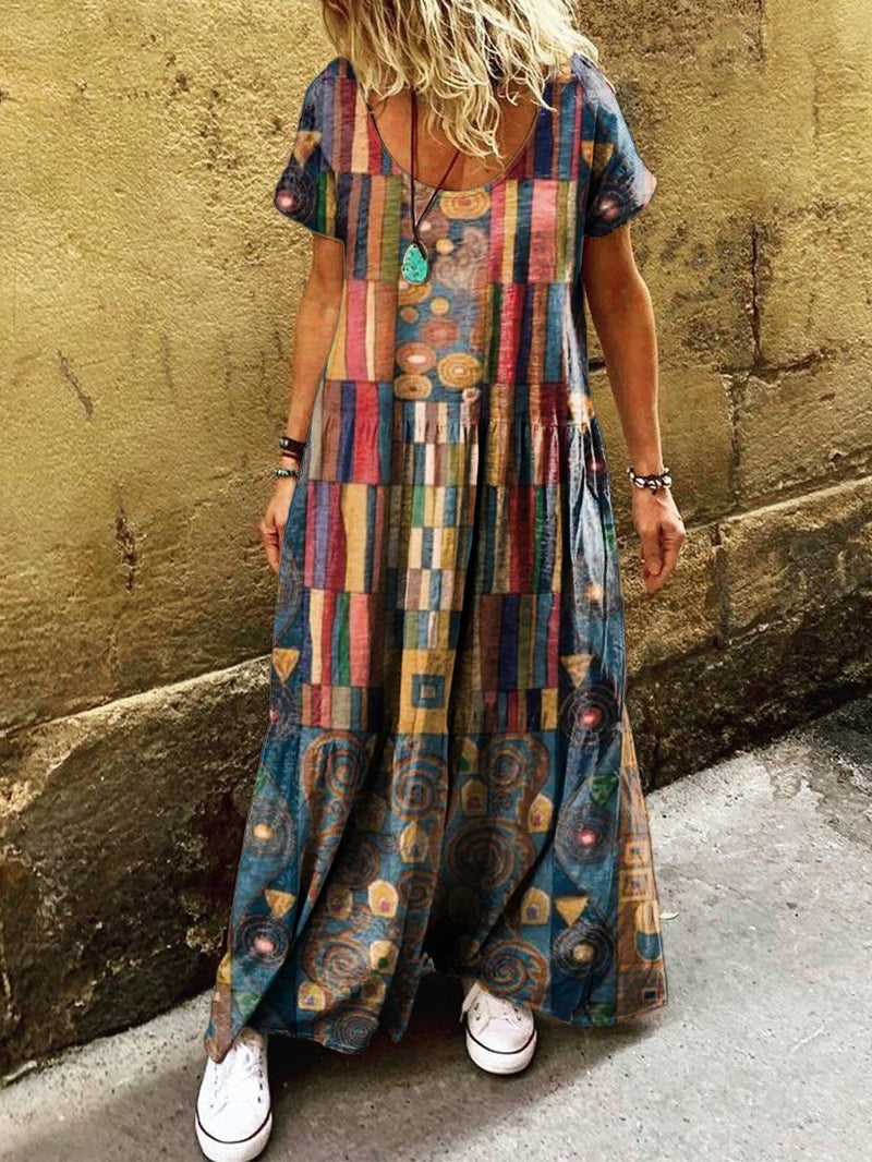 Klassisesti suunniteltu Mekko