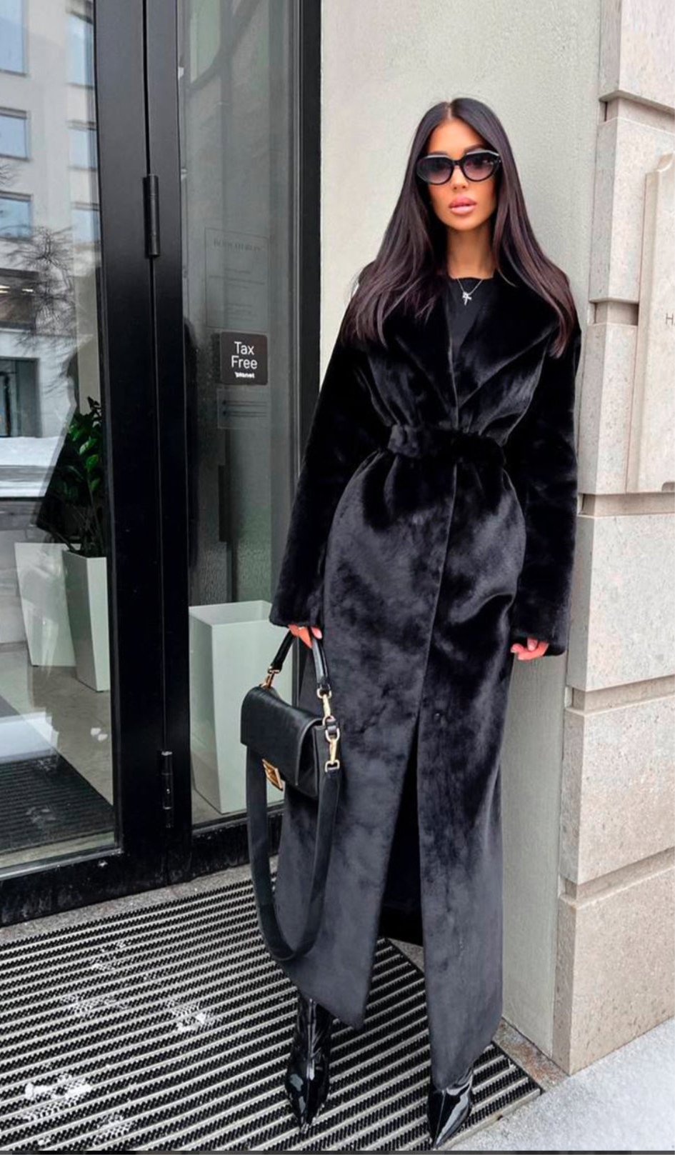 Classic Vintage & Enduringly Stylish Coat