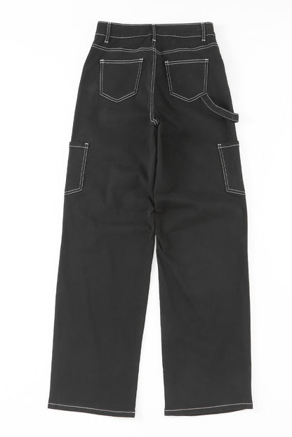 Effortlessly Elegant Pants with a Timeless Design
