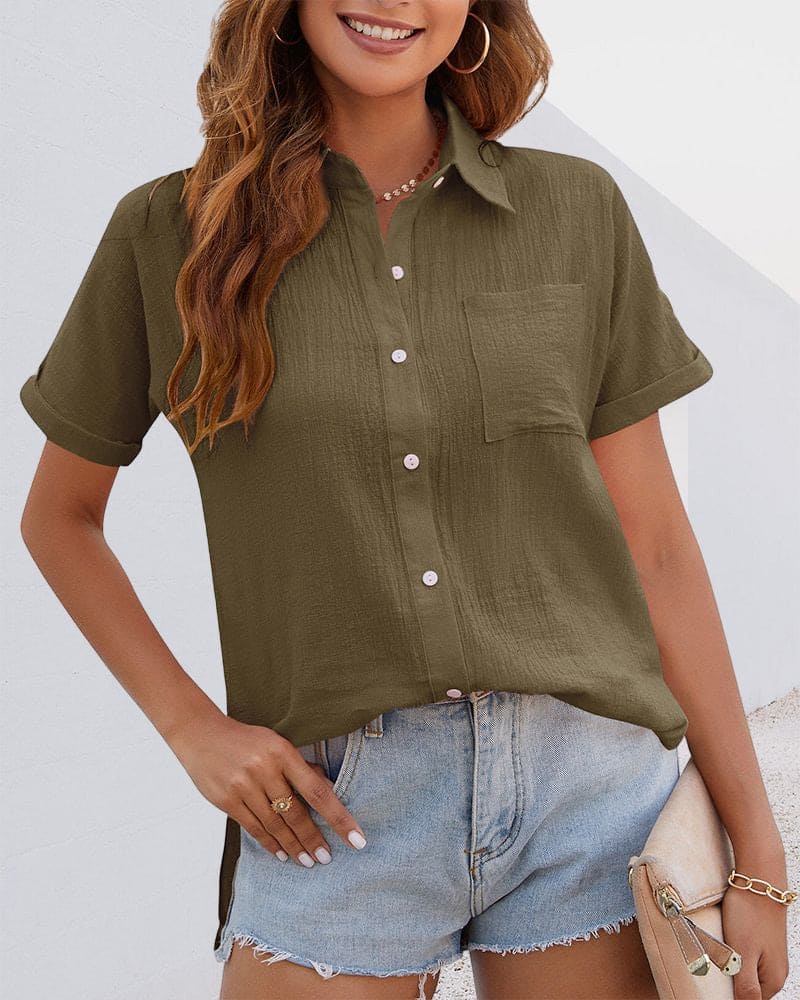 Well Tailored Blouse with a Graceful Silhouette
