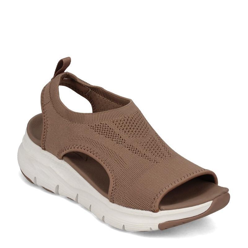 Graceful Orthopedic Sandals for Modern Look