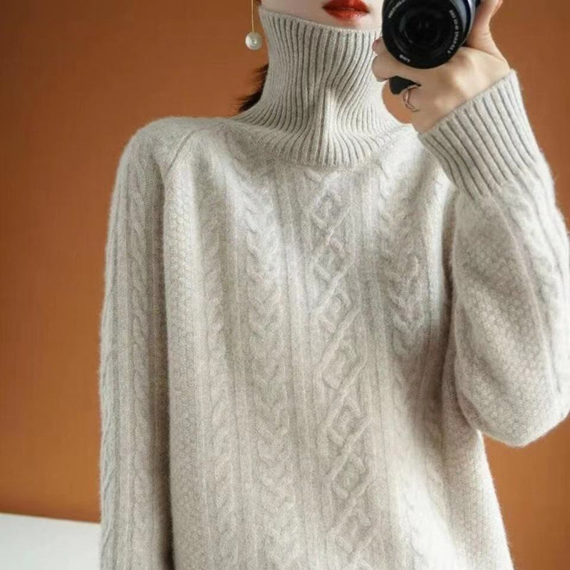 Well Tailored Sweater with a Graceful Silhouette