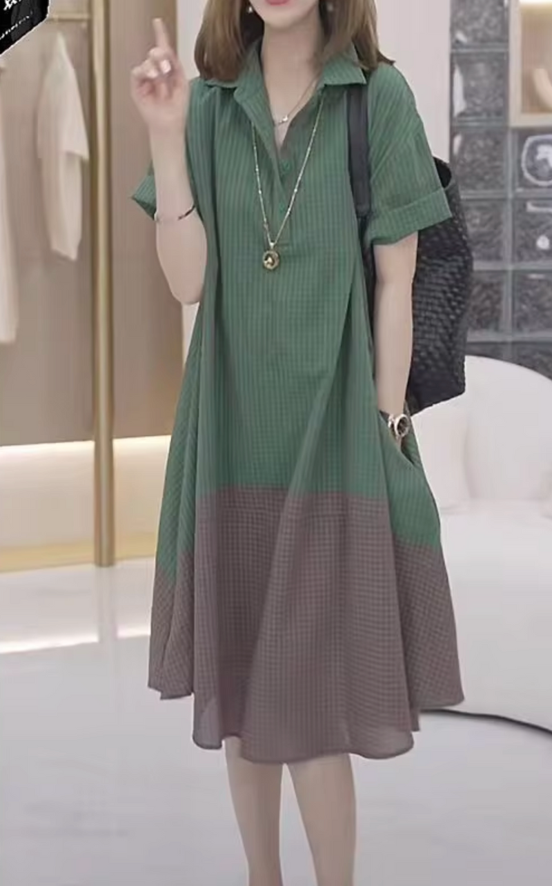 Classic Vintage Dress with a Flattering Fit
