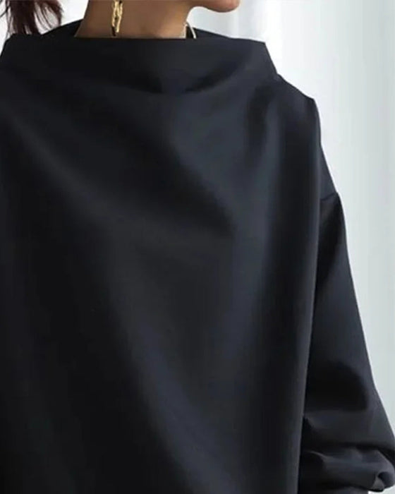 Beautifully Finished Blouse in a Timeless Design
