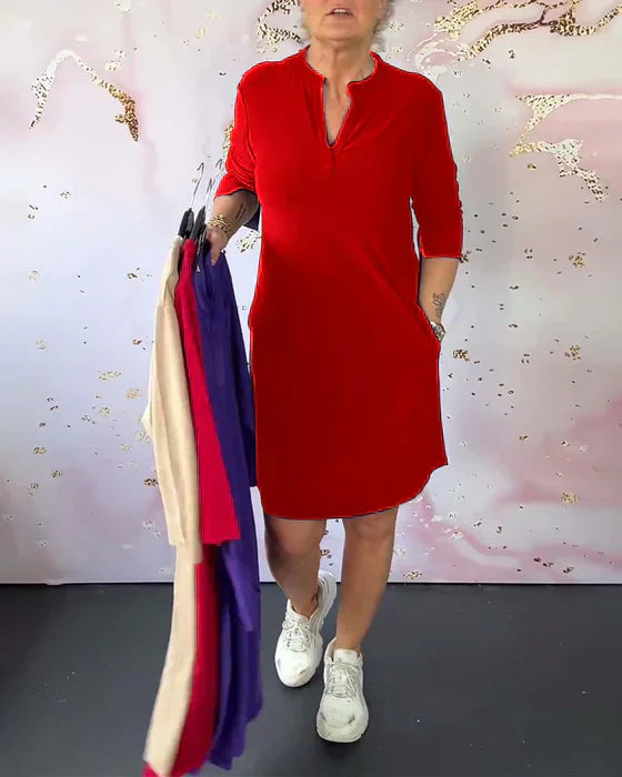 Beautifully Finished Dress in a Timeless Design
