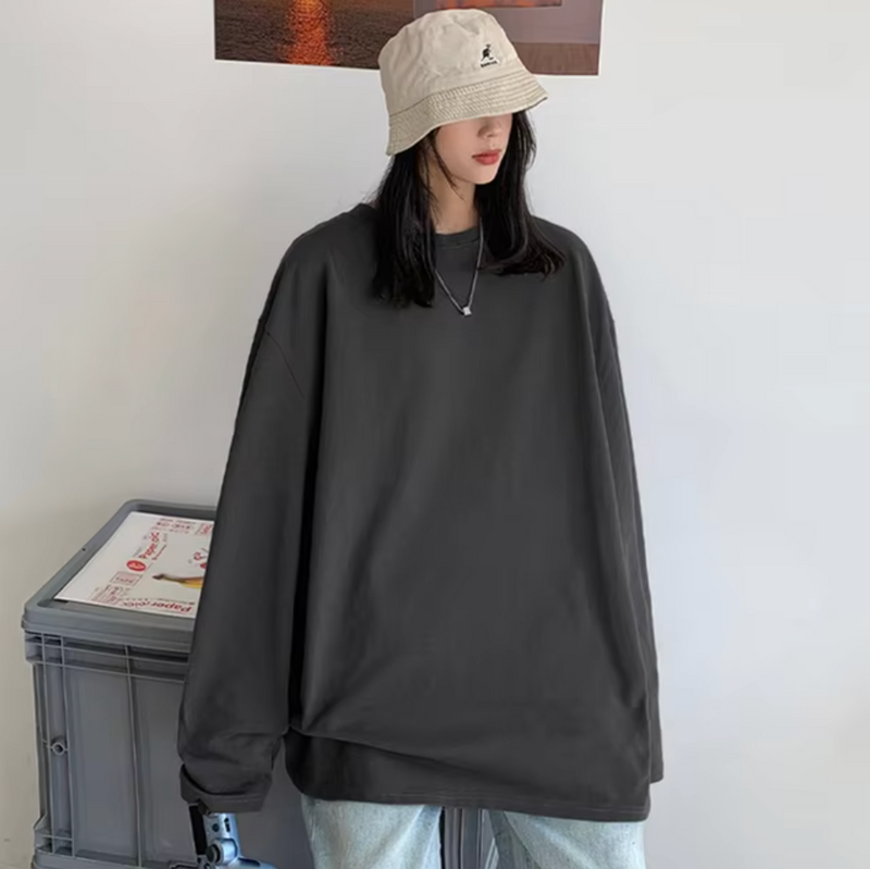 Classic Vintage T-Shirt with a Flattering Fit