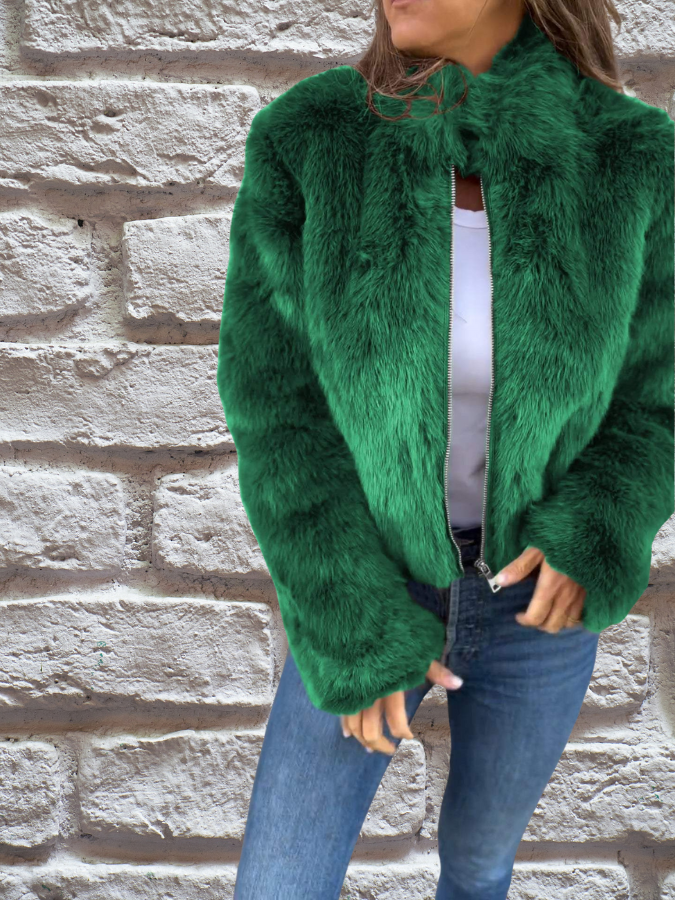 Effortlessly Elegant Jacket with a Timeless Design