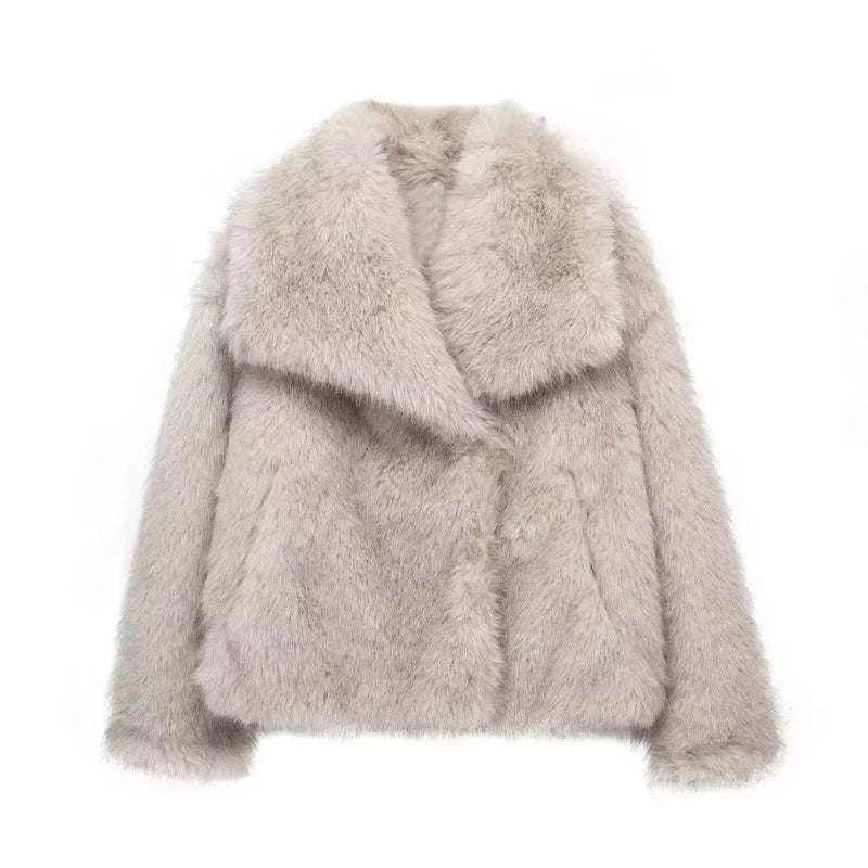 Polished Coat with an Effortless Classic Look