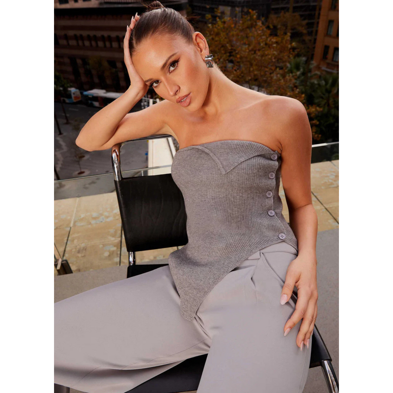 Classic Vintage & Enduringly Stylish Top