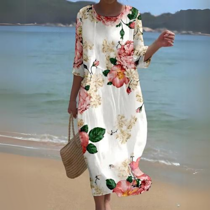 Beautifully Finished Dress in a Timeless Design
