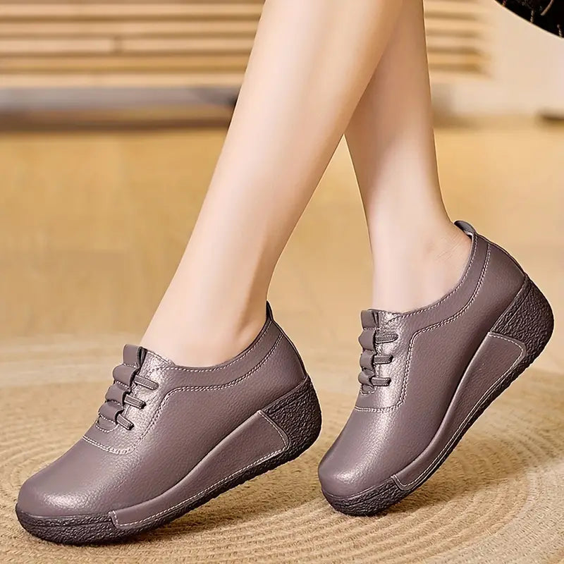 Graceful Orthopedic Shoes for Modern Look