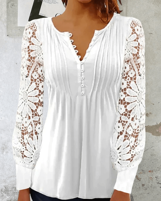 Classic Vintage & Enduringly Stylish Blouse