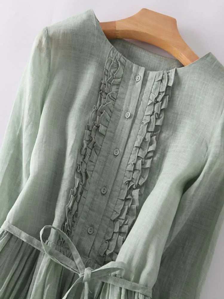 Polished Dress with an Effortless Classic Look