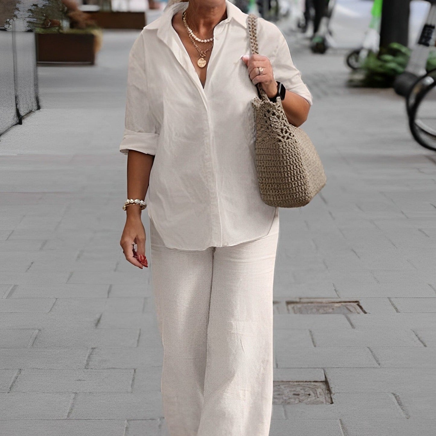 Classic Vintage Trousers with a Flattering Fit