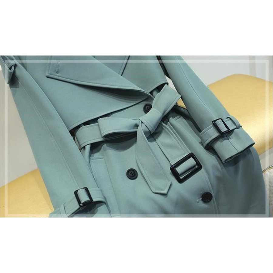 Sophisticated Coat with a Clean Classic Look
