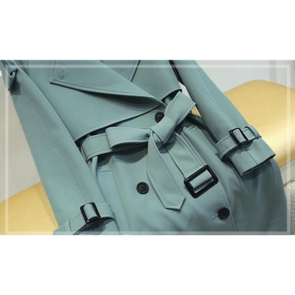 Classic Vintage & Enduringly Stylish Coat