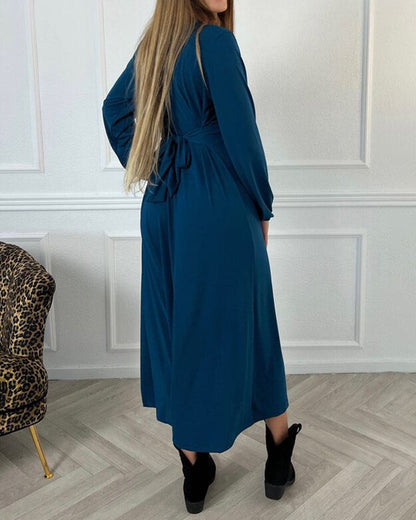 Sophisticated Dress with a Clean Classic Look