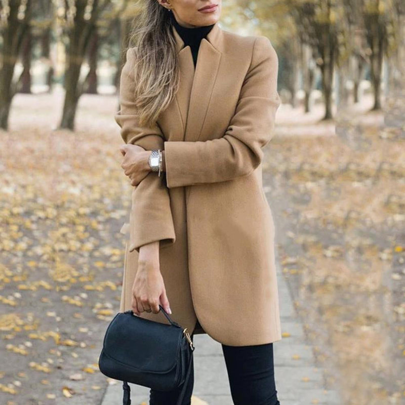 Elegantly Styled Coat for Everyday Wear