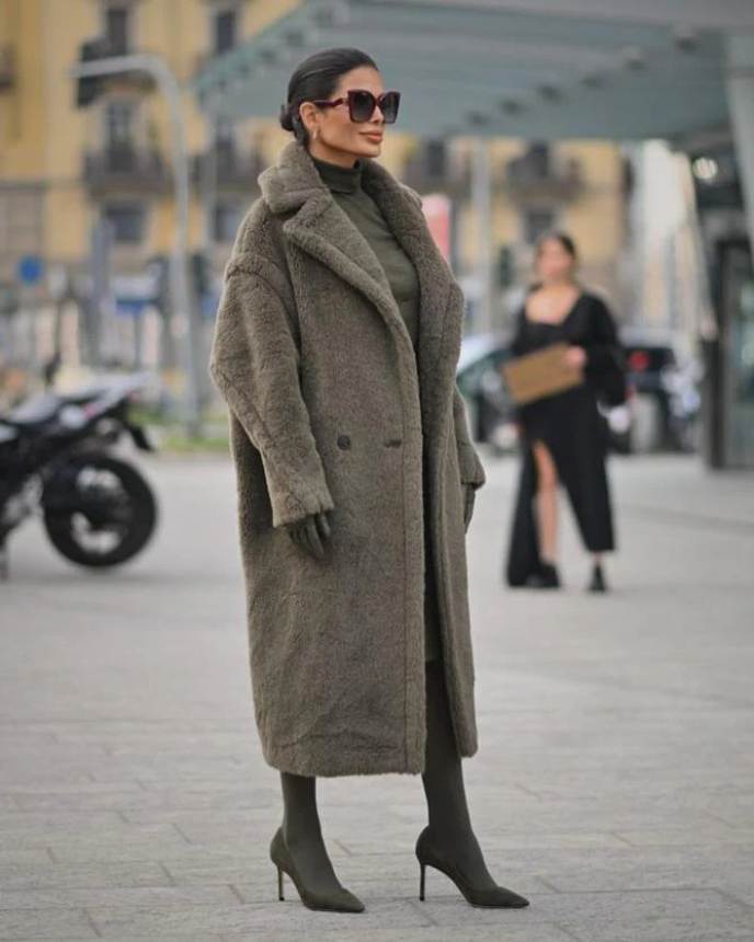Classic Vintage Coat with a Flattering Fit