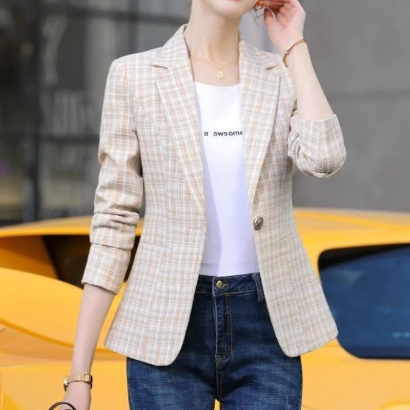 Polished Garment with an Effortless Classic Look