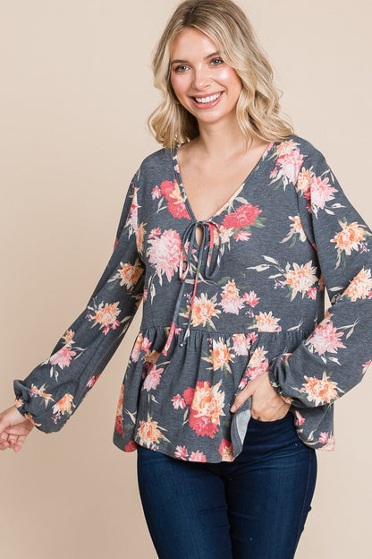 Classic Vintage Blouse with a Flattering Fit