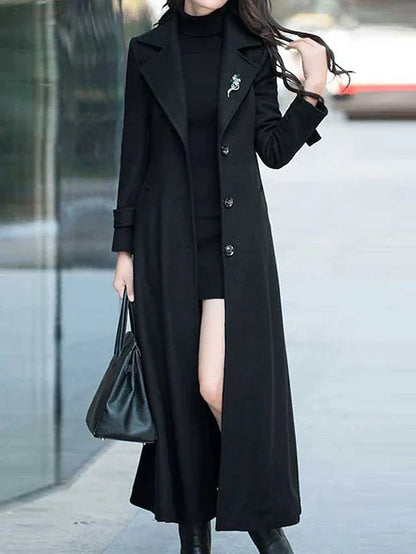 Sophisticated Coat with a Clean Classic Look