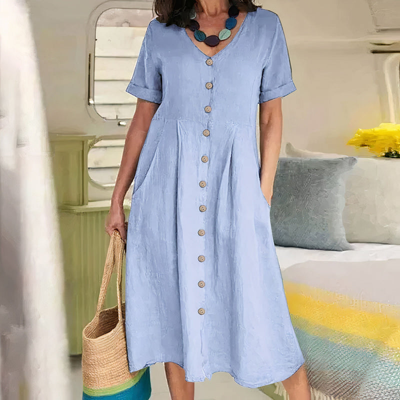 Well Tailored Dress with a Graceful Silhouette