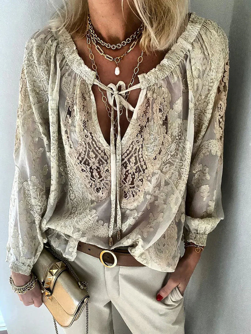 Well Tailored Blouse with a Graceful Silhouette