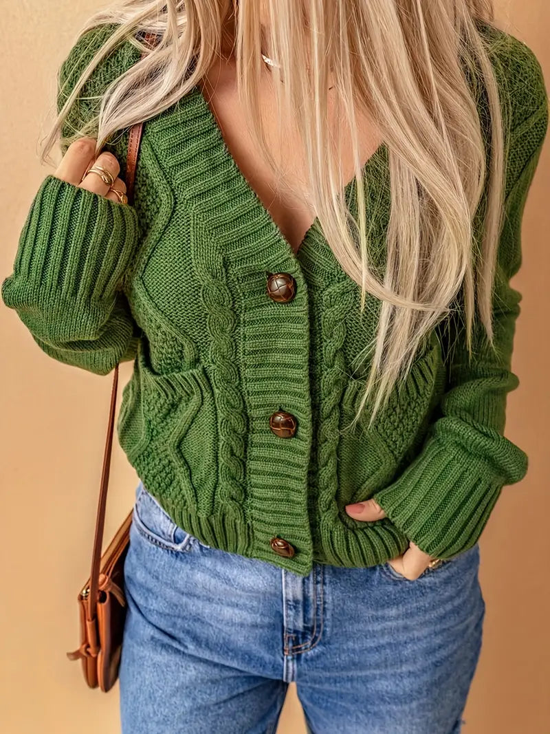 Well Tailored Cardigan with a Graceful Silhouette